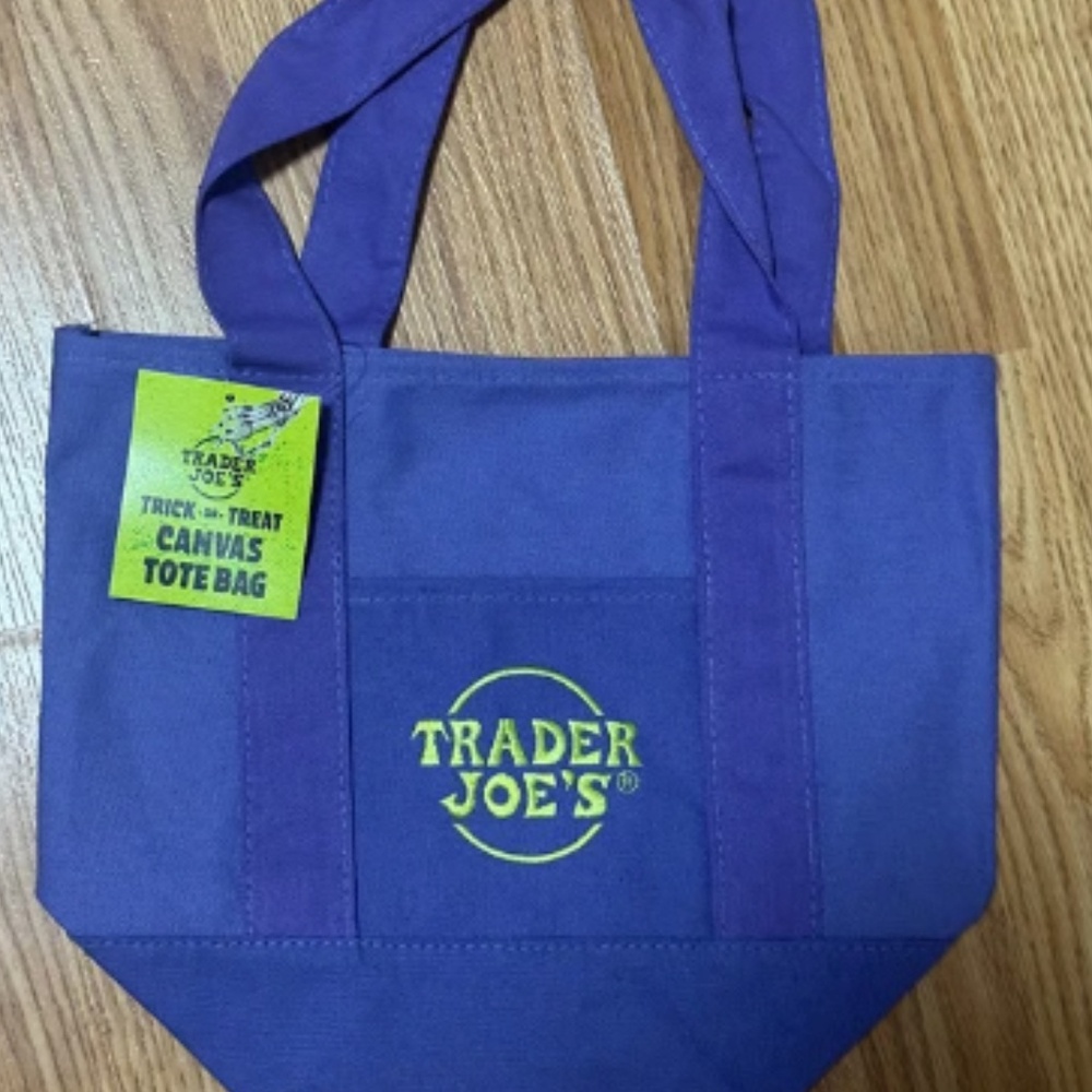 NWT 🎃 Halloweenn Trader Joe’s Small Canvas Tote ‼️LIMITED EDITION‼️